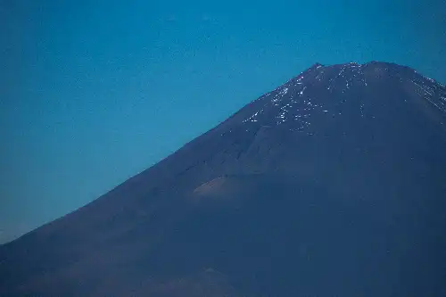 photo containing: Mountainous landforms, Mountain, Volcanic landform, Volcano, Stratovolcano, geological phenomenon, Lava dome, Extinct volcano, Volcanic field, Cinder cone