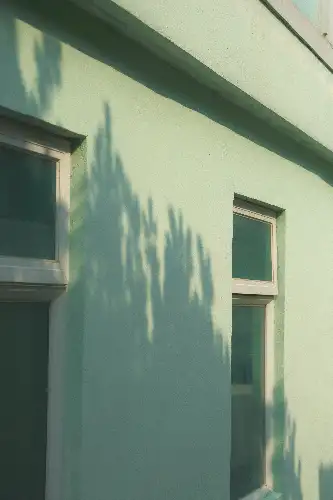 photo containing: Wall, Paint, Glass, Molding, Daylighting, Plaster, Shadow